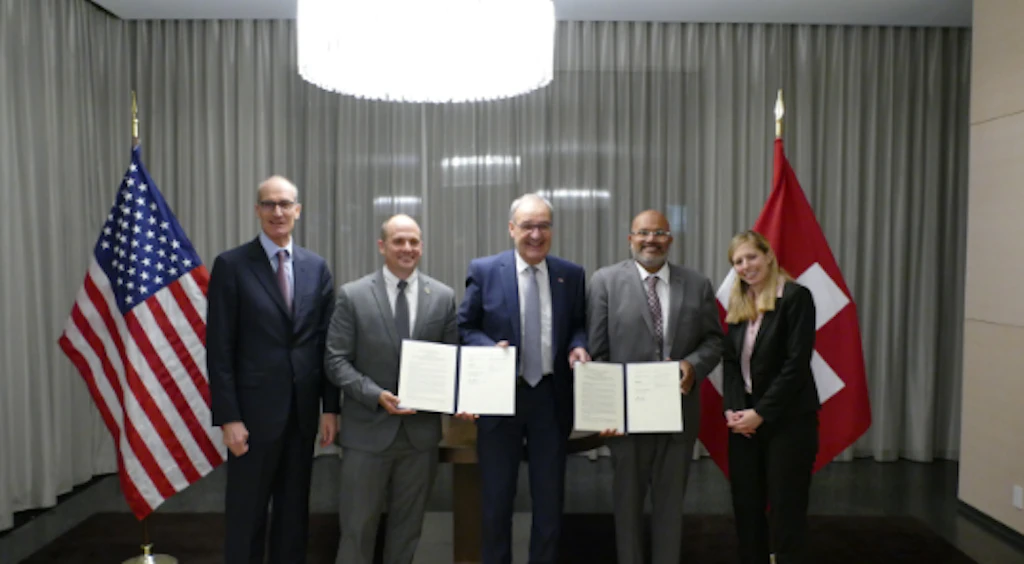 MoU Signing Heckner and Parmelin